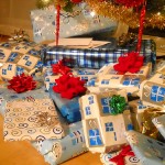 saving money on gifts ways to save money on christmas gifts